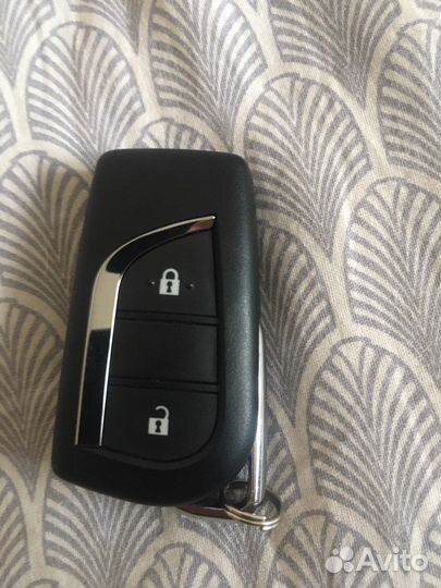 Смарт ключ toyota оригинал