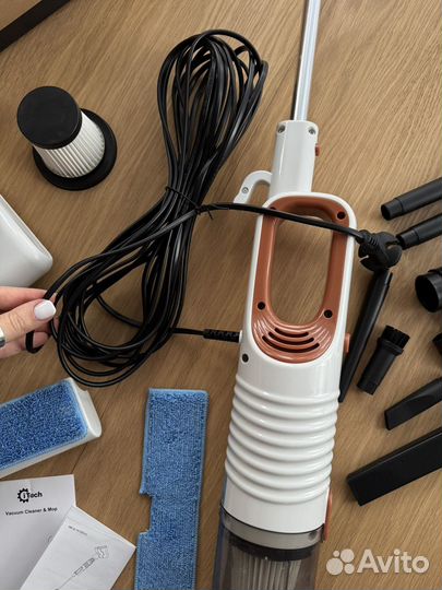 Пылесос с влажной уборкой