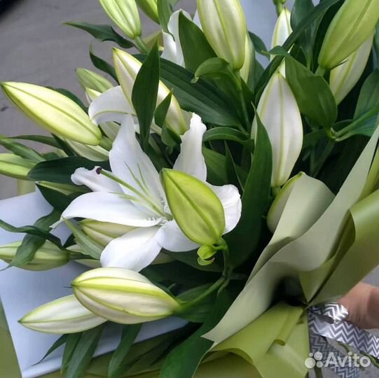 Букеты из лилий