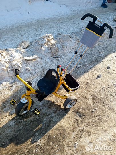 Детский трехколесный велосипед