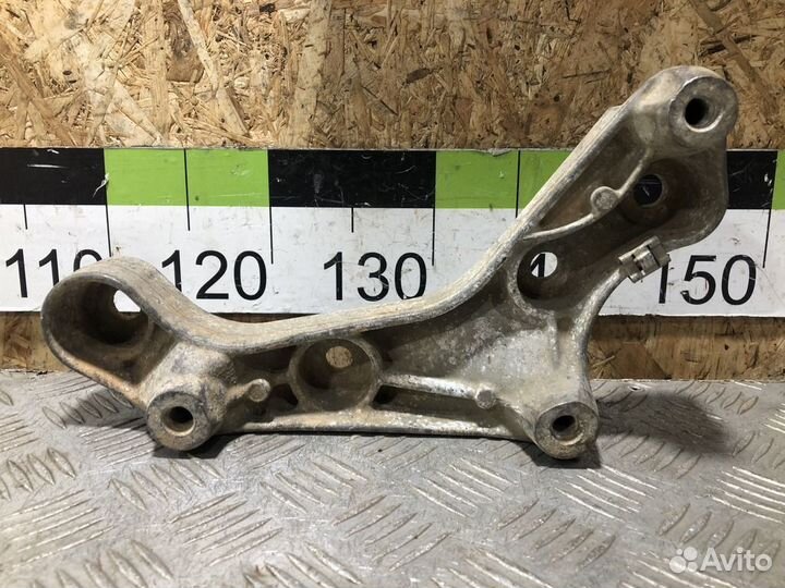 Кронштейн S500 221