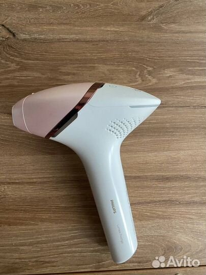 Фотоэпилятор philips lumea prestige BRI950/00