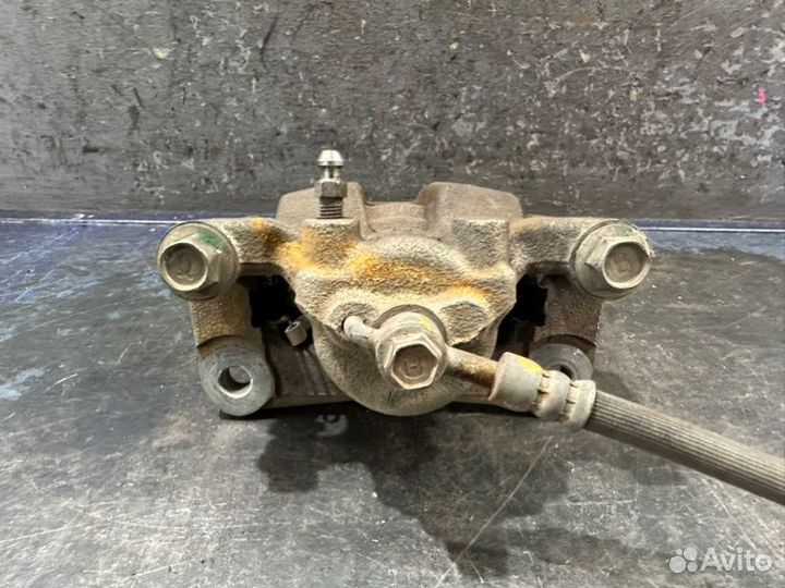 Суппорт задний левый Infiniti Q50 V37 M274 2.0T