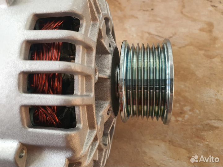 Генератор Рено Логан Ларгус