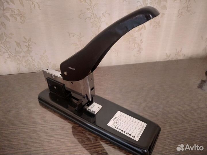 Степлер Мощный