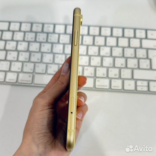 iPhone Xr, 128 ГБ