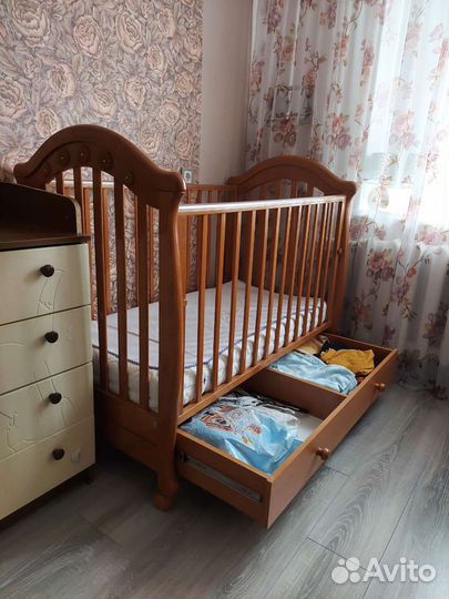 Детская кровать с матрасом