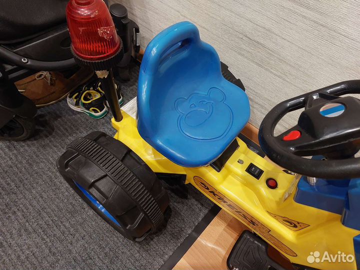 Детская машинка