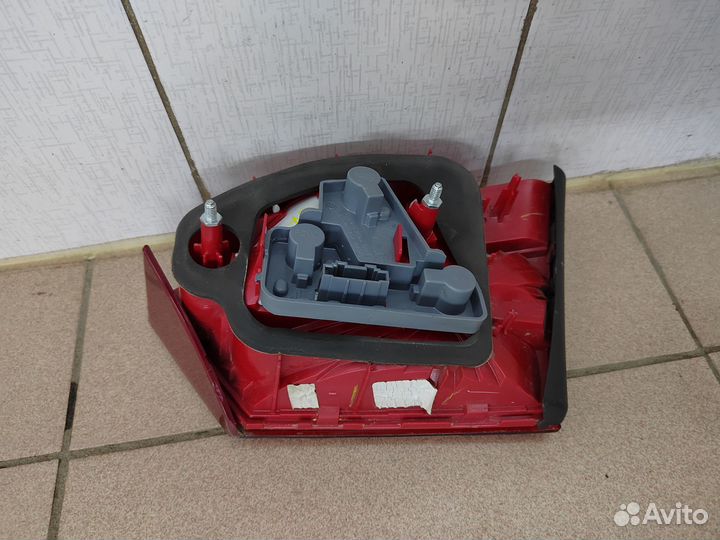 Фонарь левый внутренний VW Jetta 6 дорест