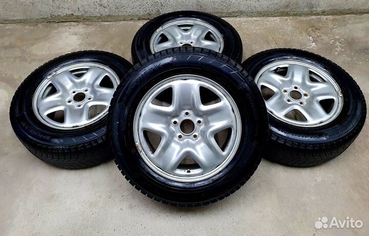 Колеса 225/65 R17 + 5/114/3 R17 4шт Зимние