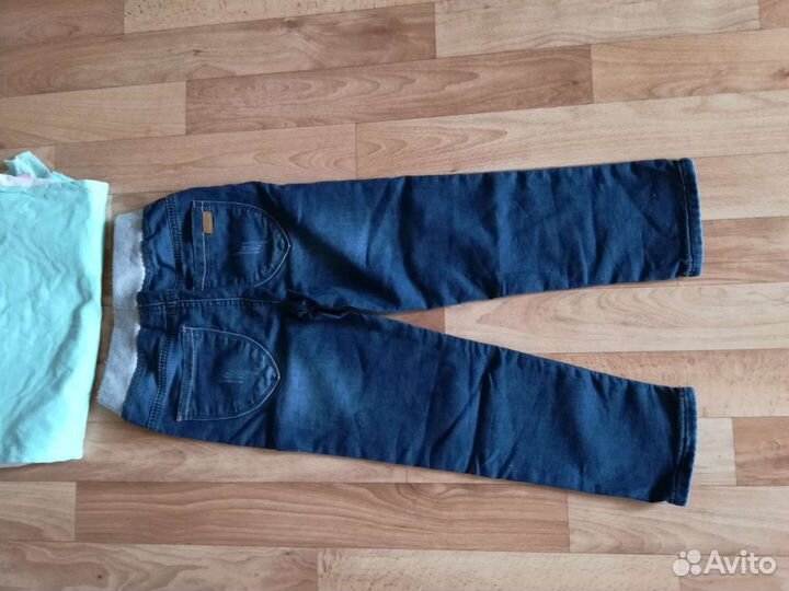 Комплект одежды на девочку 122-128