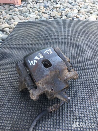 Toyota rav4 2004 суппорт передний левый