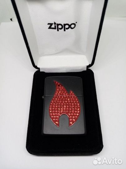 Зажигалка Zippo 29106 Sparkling Zippo Flame