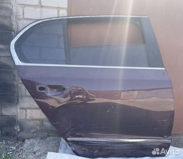 Дверь задняя правая skoda superb 2