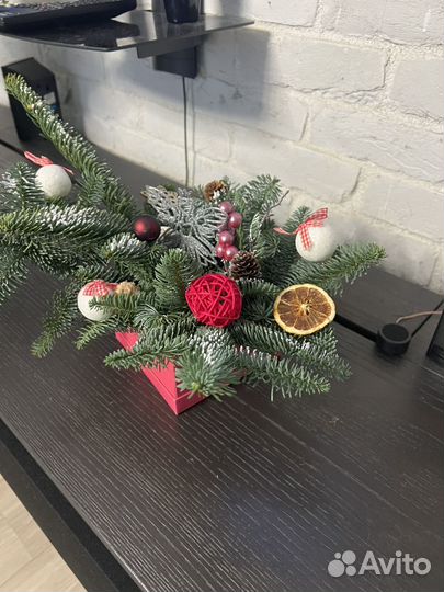 Новогодняя композиция из нобилиса