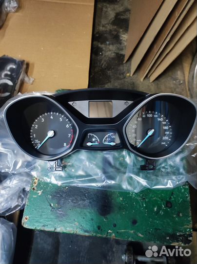 Щиток приборов ford focus 3