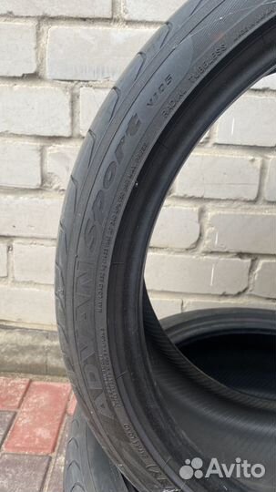 Yokohama Advan Sport V105 225/40 R19 93Y