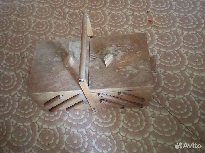 Коробка для рукоделия многоярусная