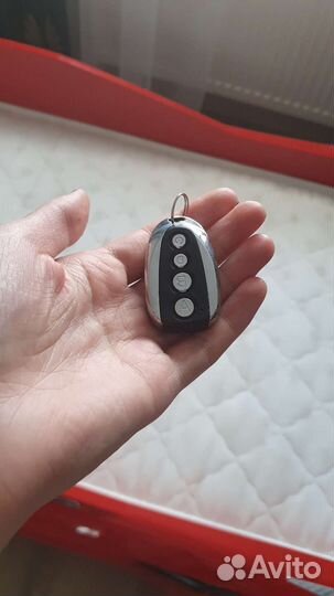 Кровать машина