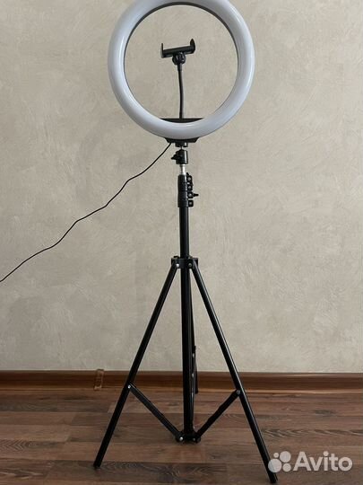 Кольцевая лампа 33 см