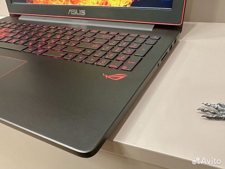 Asus ROG i7/GTX960/12gb/ssd+/ips Full HD