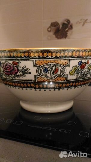 Тарелки,салатники,столовый сервиз (новые )