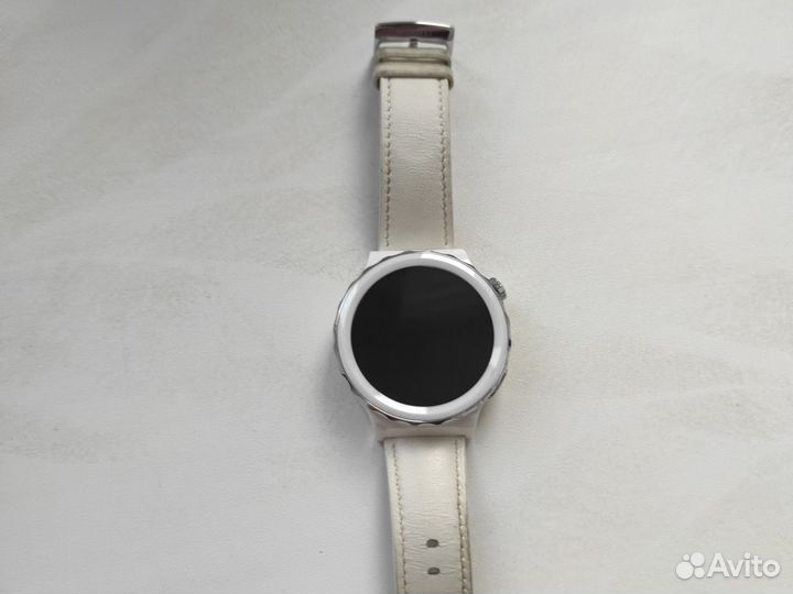 Смарт часы huawei watch GT 3 pro