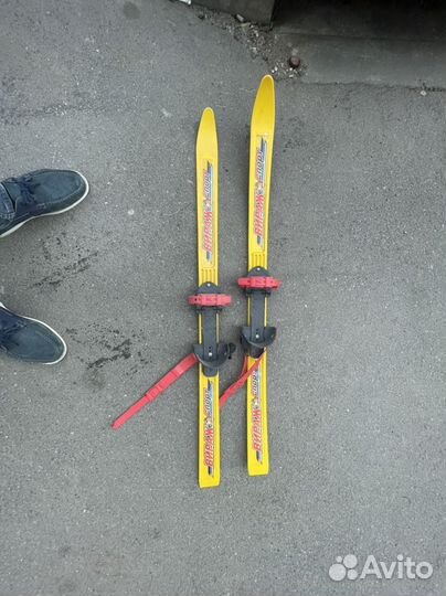 Беговые лыжи