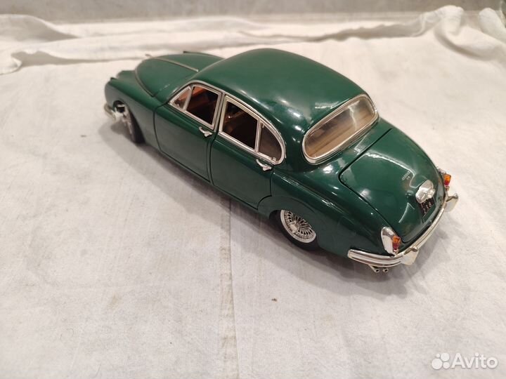 Модель jaguar mark 2 1959 bburago