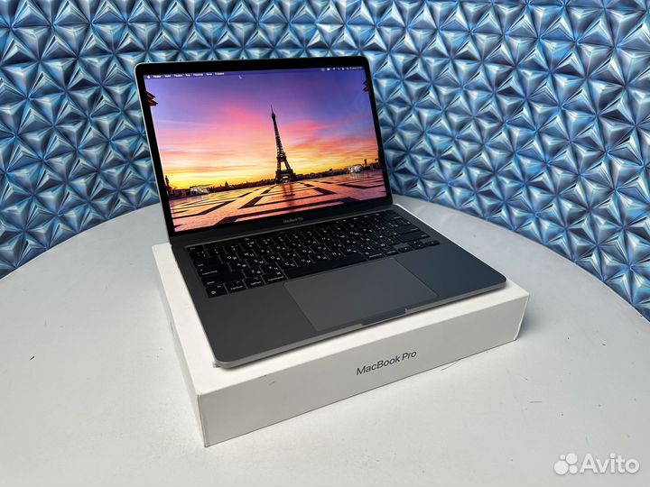 MacBook Pro 13 2022 M2 256Gb (85 циклов)