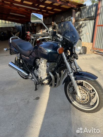 Honda cb 750