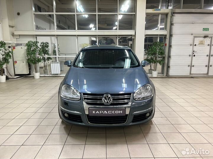 Volkswagen Jetta 1.6 AT, 2009, 175 000 км