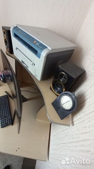 Компьютерный стол