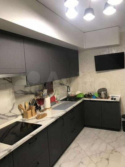 2-к. квартира, 67 м², 3/18 эт.