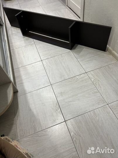 Продаю полочку настенную