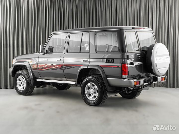 Toyota Land Cruiser 4.0 МТ, 2022, 113 км