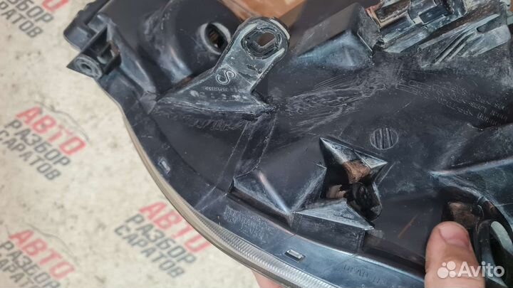 Фара левая Nissan X-trail t31