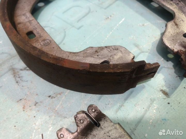 Колодки стояночного тормоза задние Bmw X5 F15 N57