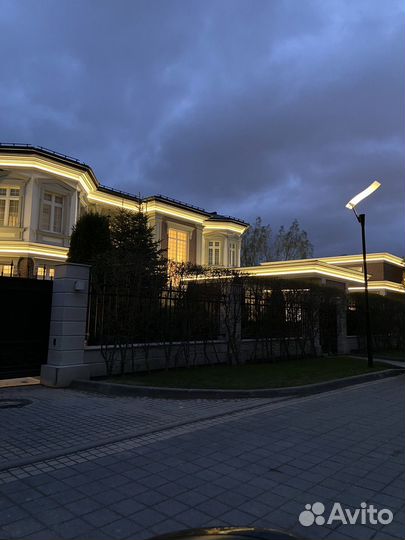 Неоновая, фасадная, новогодняя подсветка домов