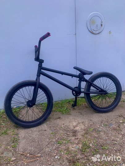Велосипед BMX Madness