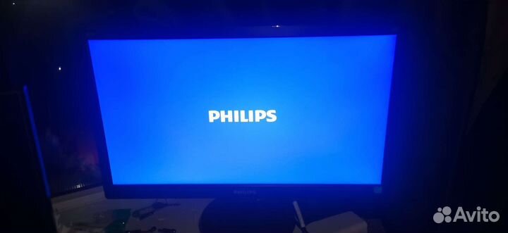 Монитор Philips