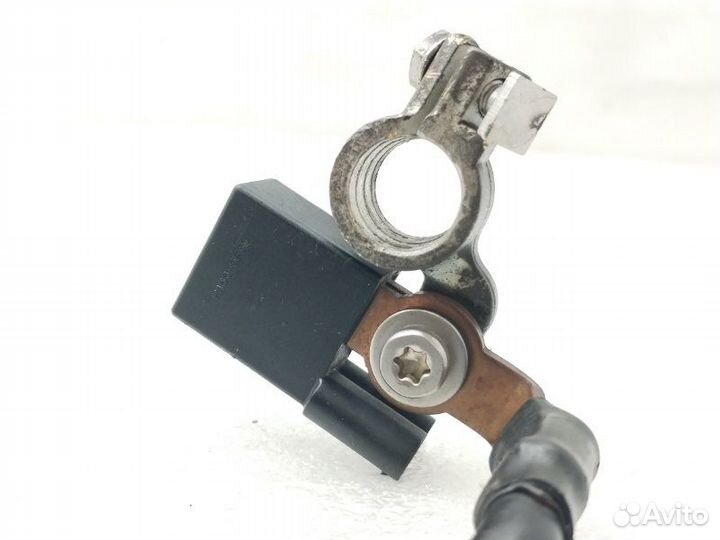 Клемма аккумулятора Mercedes-Benz C-Class W204 1.8