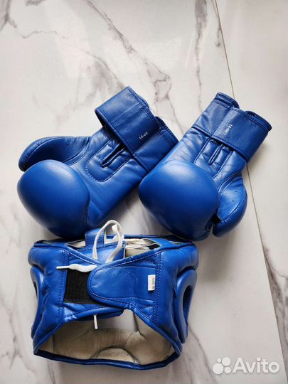 Боксерские перчатки 14 oz