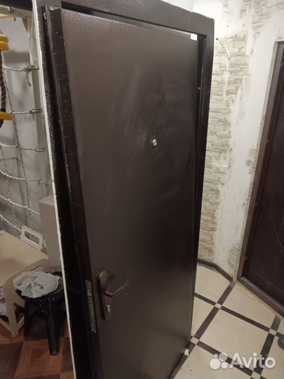 Дверь входная железная бу