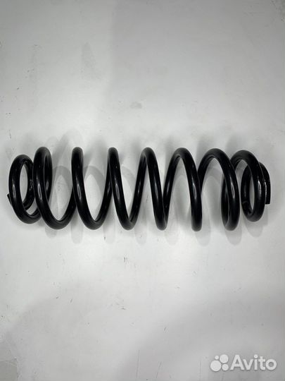 Пружины задние Chevrolet Tahoe GMT900 (25783732)