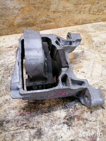 Подушка двигателя правая Mazda Cx-5 KE