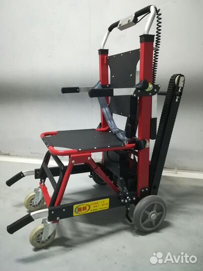 Гусеничный электроподъемник