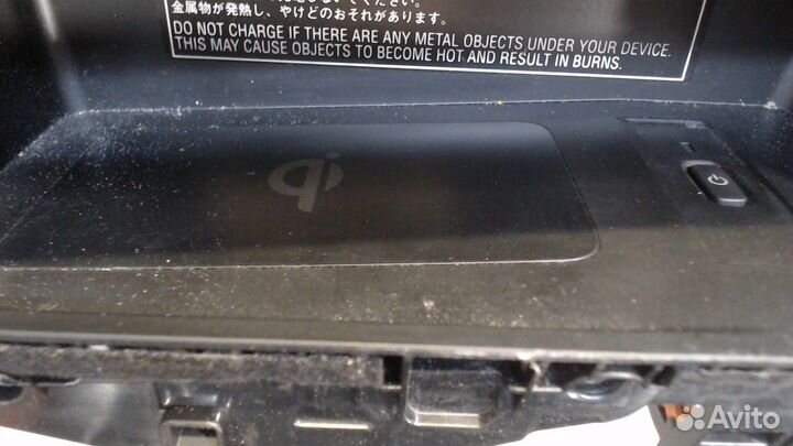 Беспроводное зарядное устройство Lexus RX, 2016