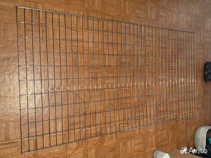 Сетка торговая металическая высота. 2м. Ширина 1м