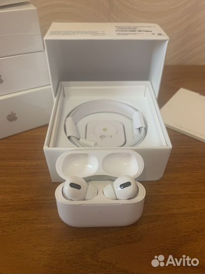 AirPods pro и AirPods 3